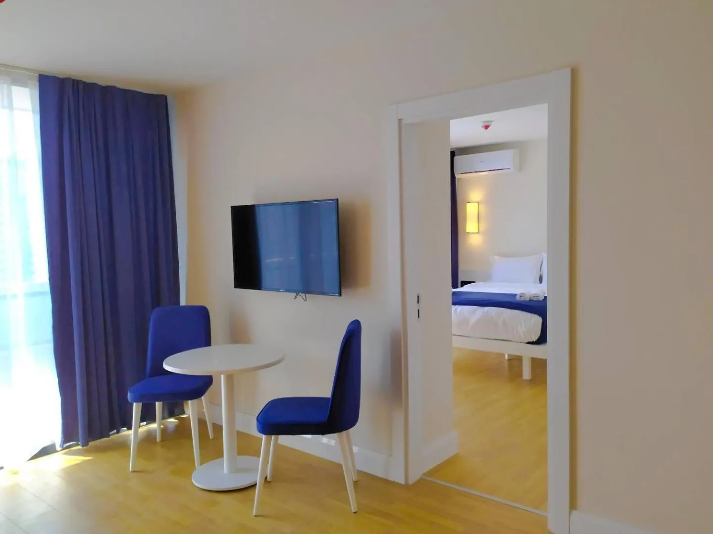 Delmar Orbi City Studio And Double Room Quiet Turkey Side Batumi 0*,