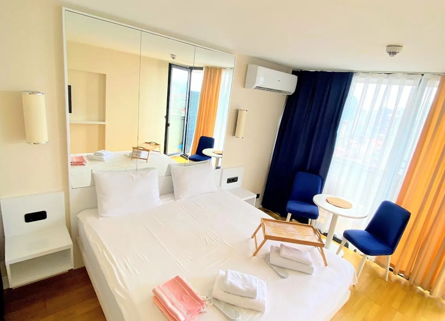Delmar Orbi City Studio And Double Room Quiet Turkey Side Batumi Geórgia