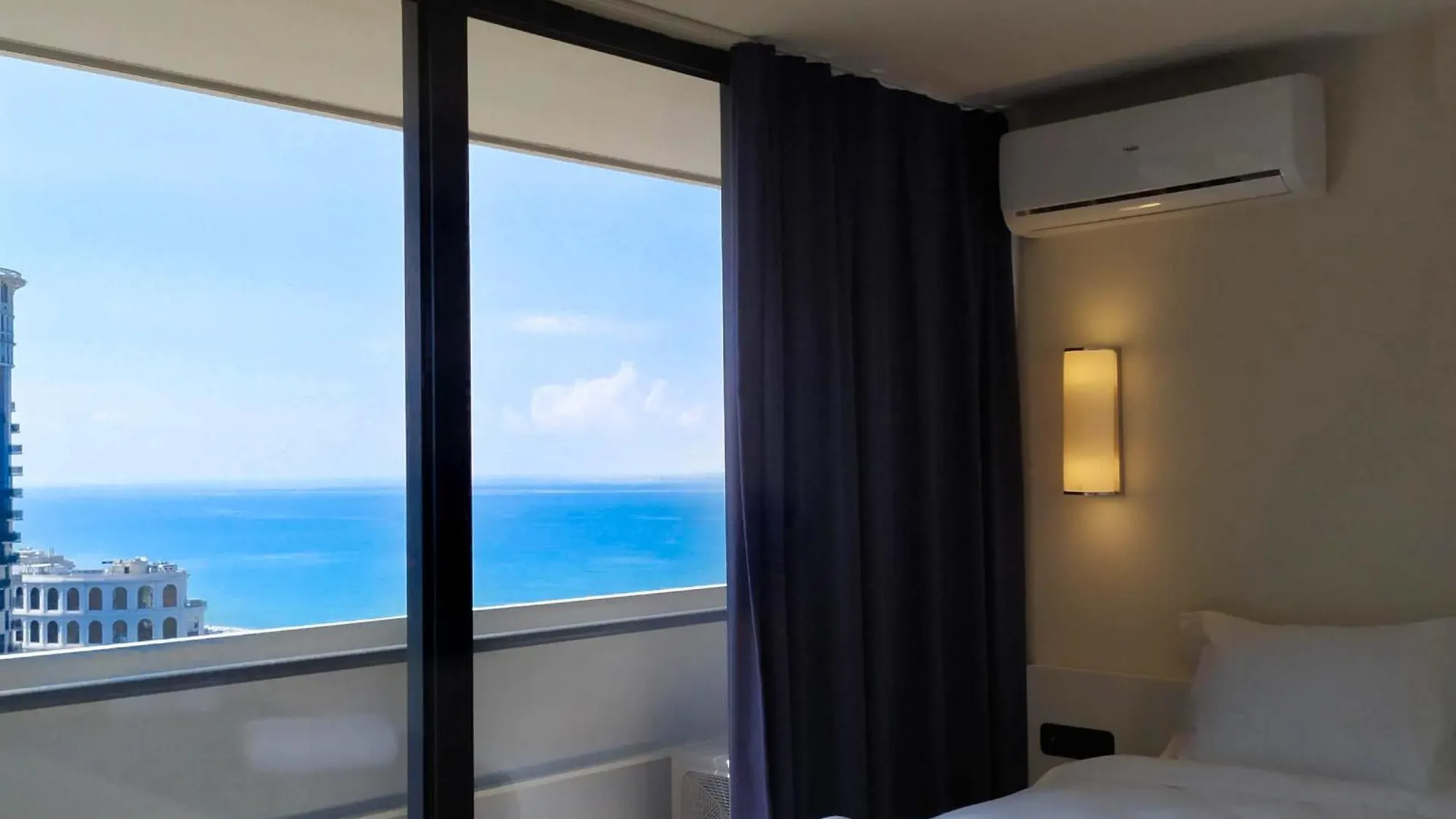 Delmar Orbi City Studio And Double Room Quiet Turkey Side Batumi 0*,  Geórgia